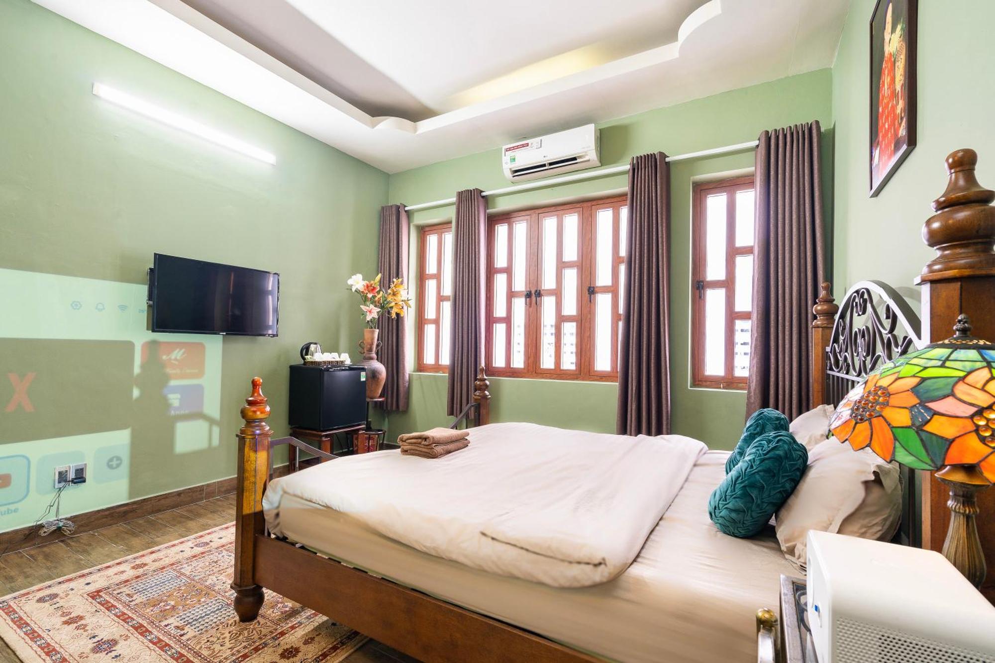 A Little Saigon Hotel - Bui Vien Walking Street โฮจิมินห์ซิตี้ ภายนอก รูปภาพ