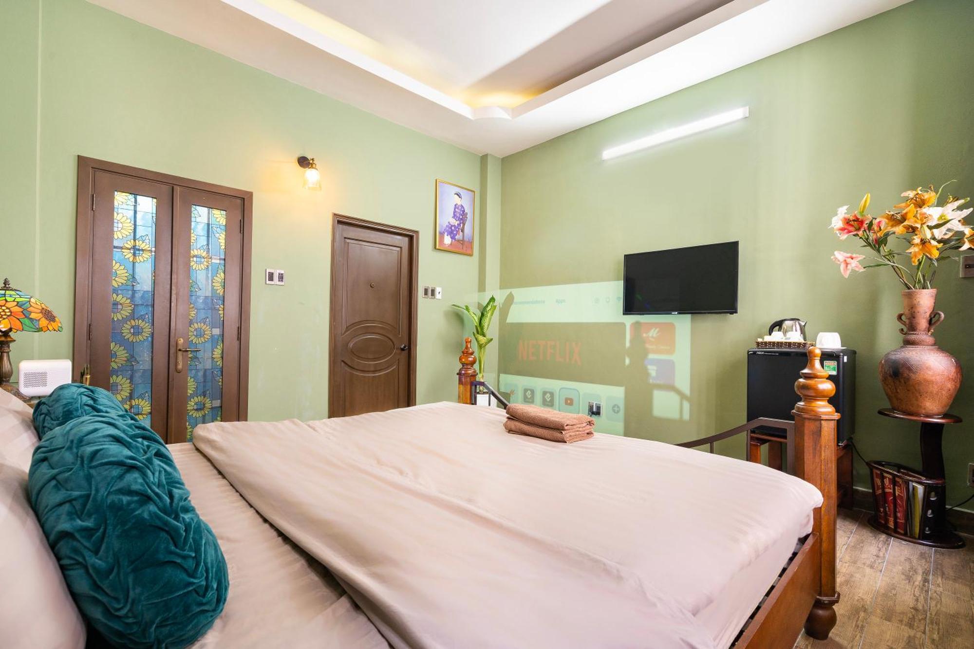 A Little Saigon Hotel - Bui Vien Walking Street โฮจิมินห์ซิตี้ ภายนอก รูปภาพ