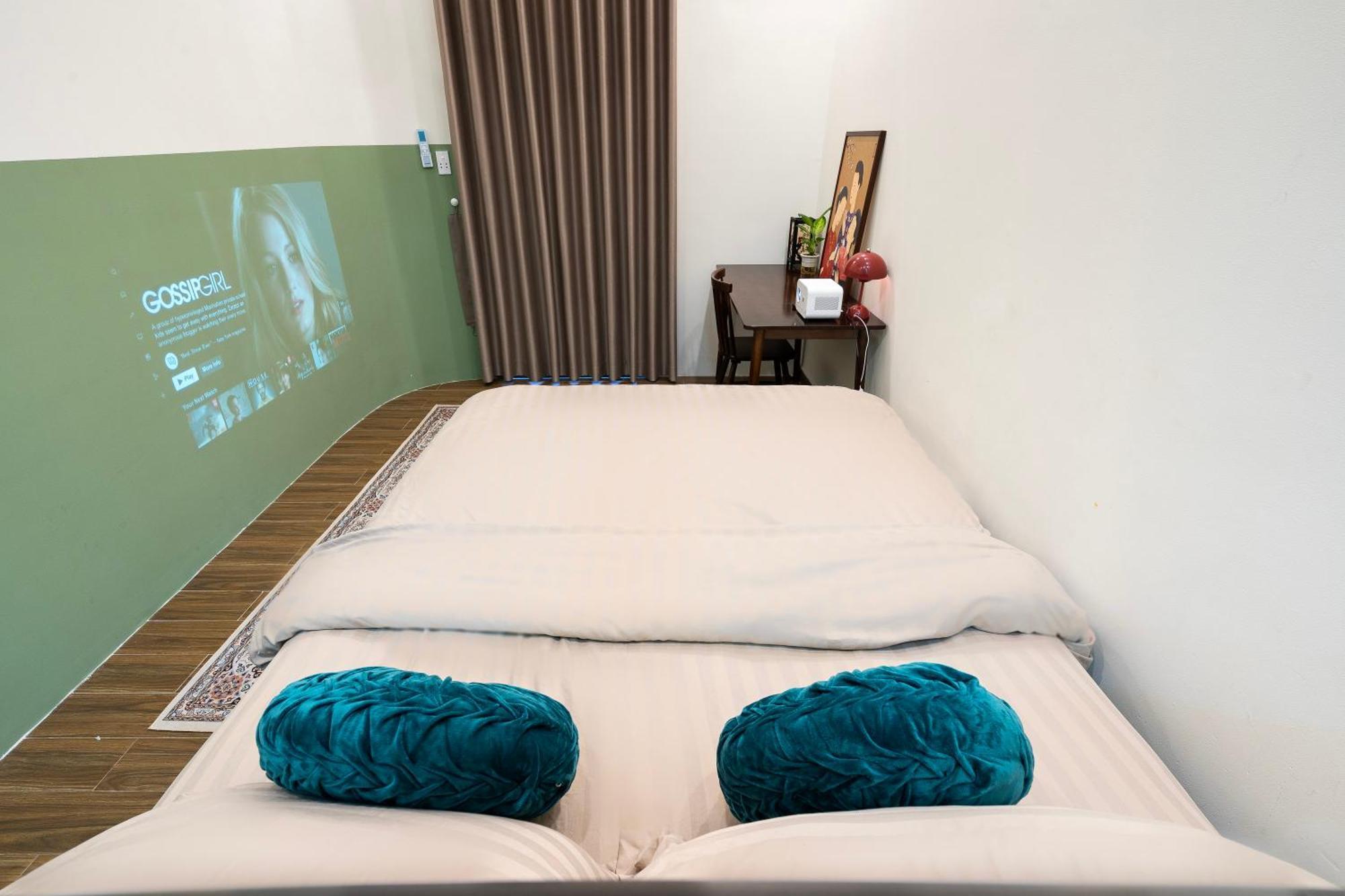 A Little Saigon Hotel - Bui Vien Walking Street โฮจิมินห์ซิตี้ ภายนอก รูปภาพ