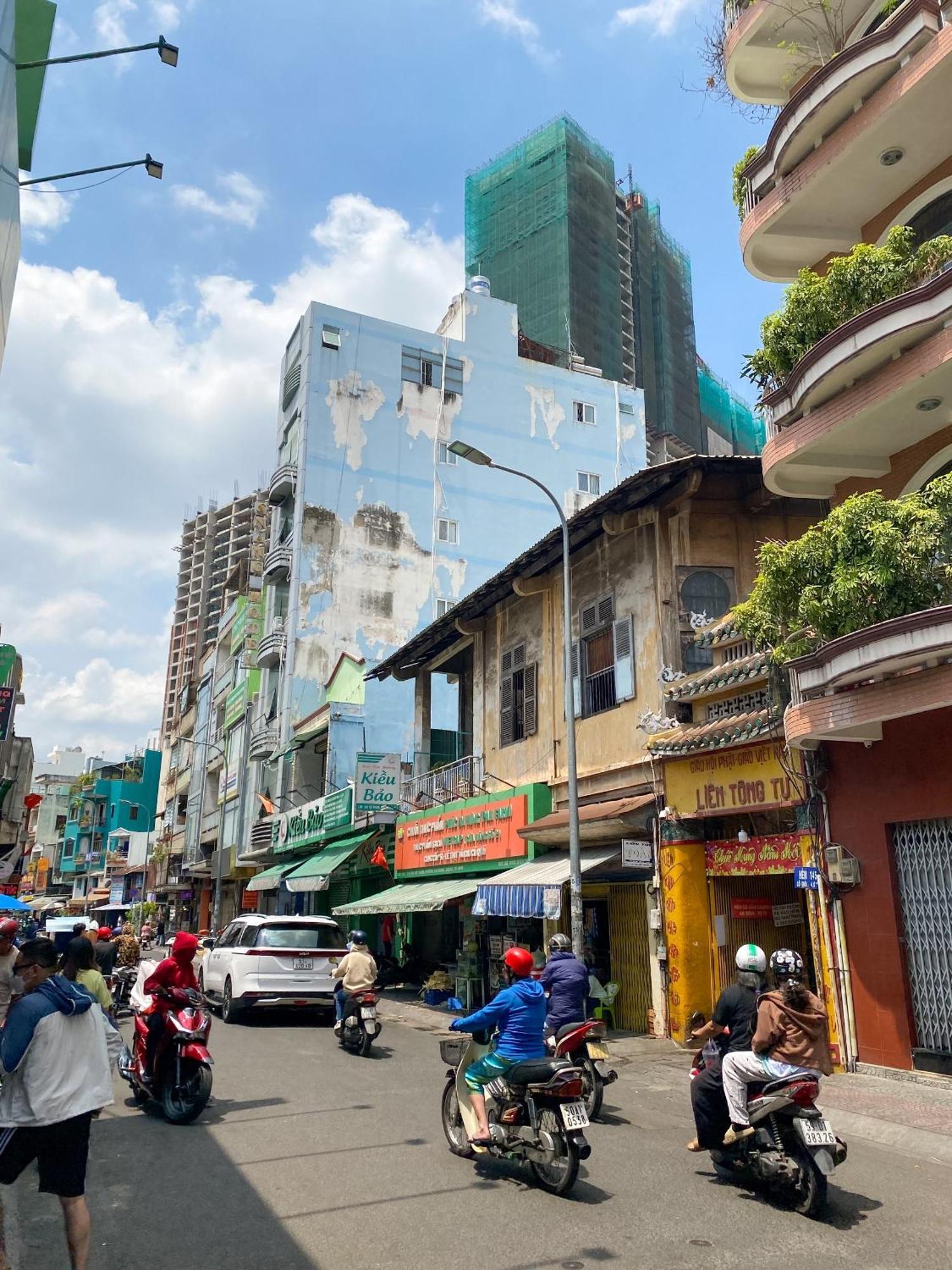 A Little Saigon Hotel - Bui Vien Walking Street โฮจิมินห์ซิตี้ ภายนอก รูปภาพ